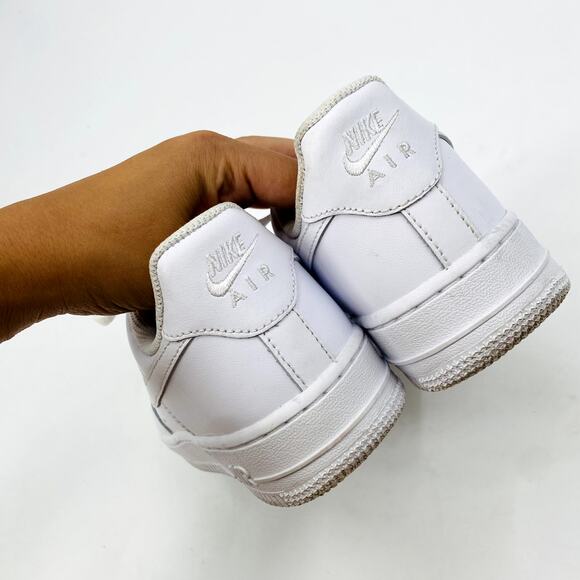 Nike 6.5 AF1 '07 White Leather Sneakers - Picture 6 of 9